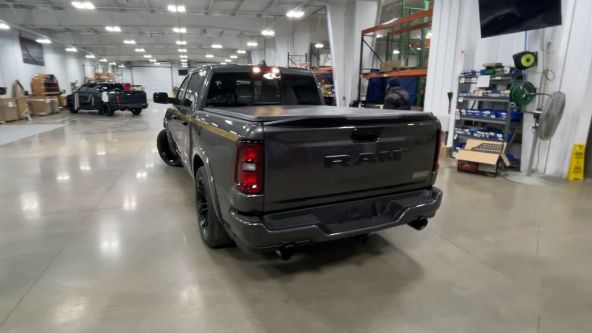 Vehicle Image 8