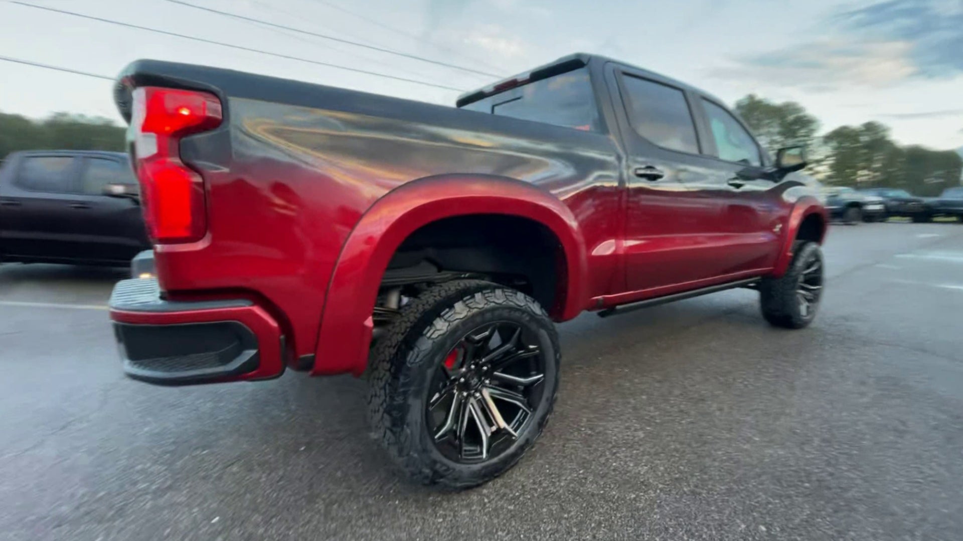 Vehicle Image 8