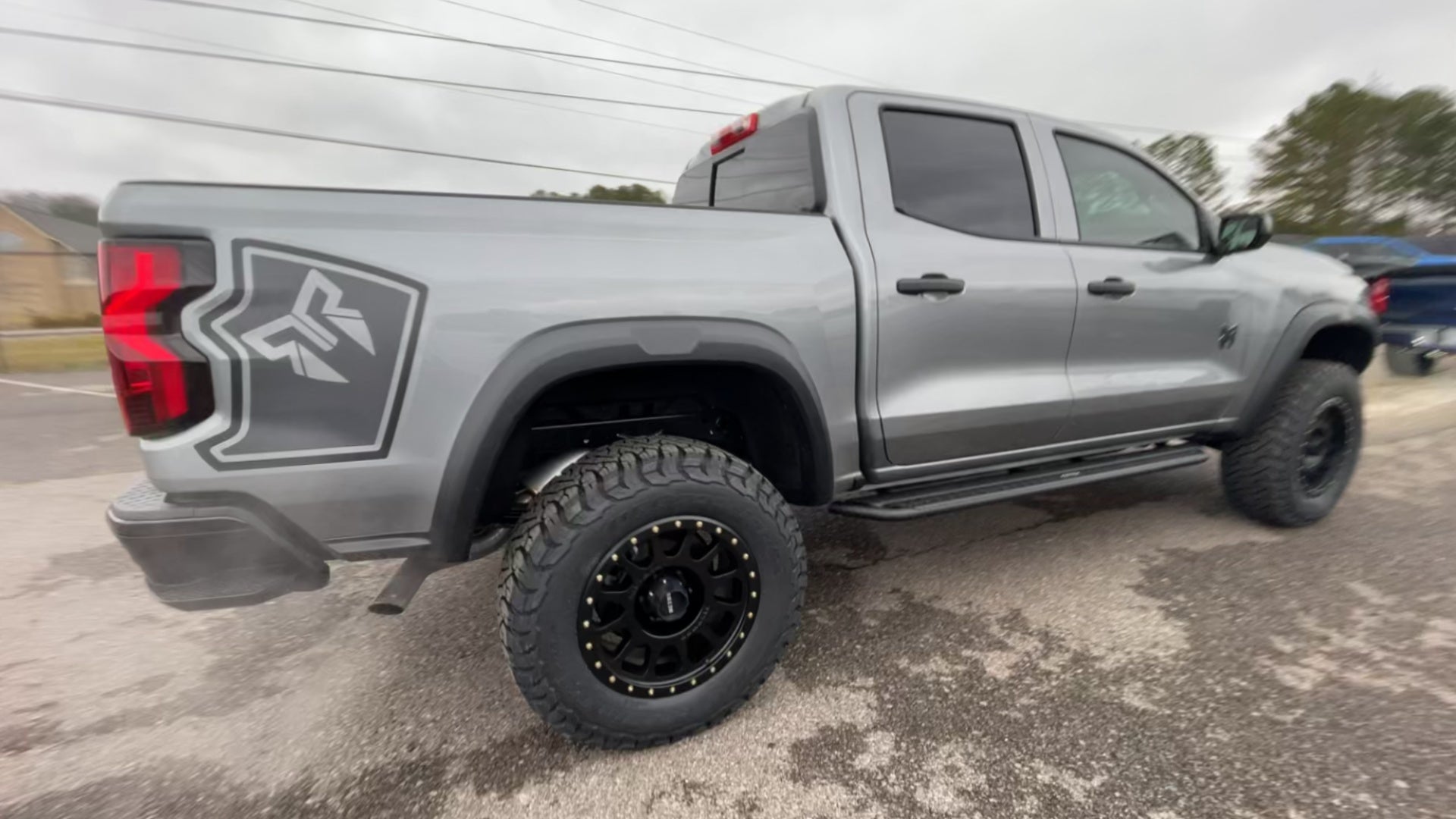 Vehicle Image 8