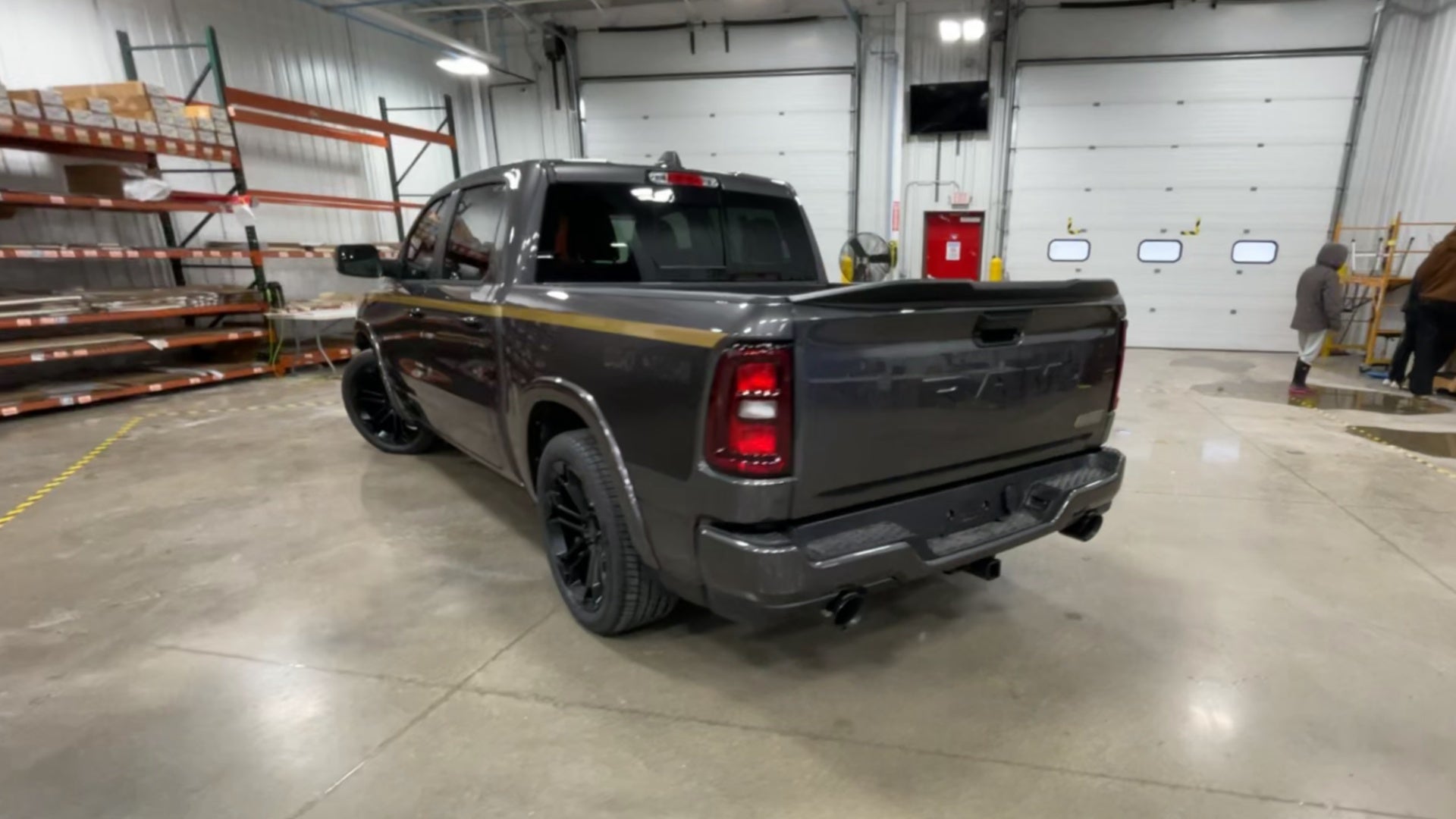 Vehicle Image 8