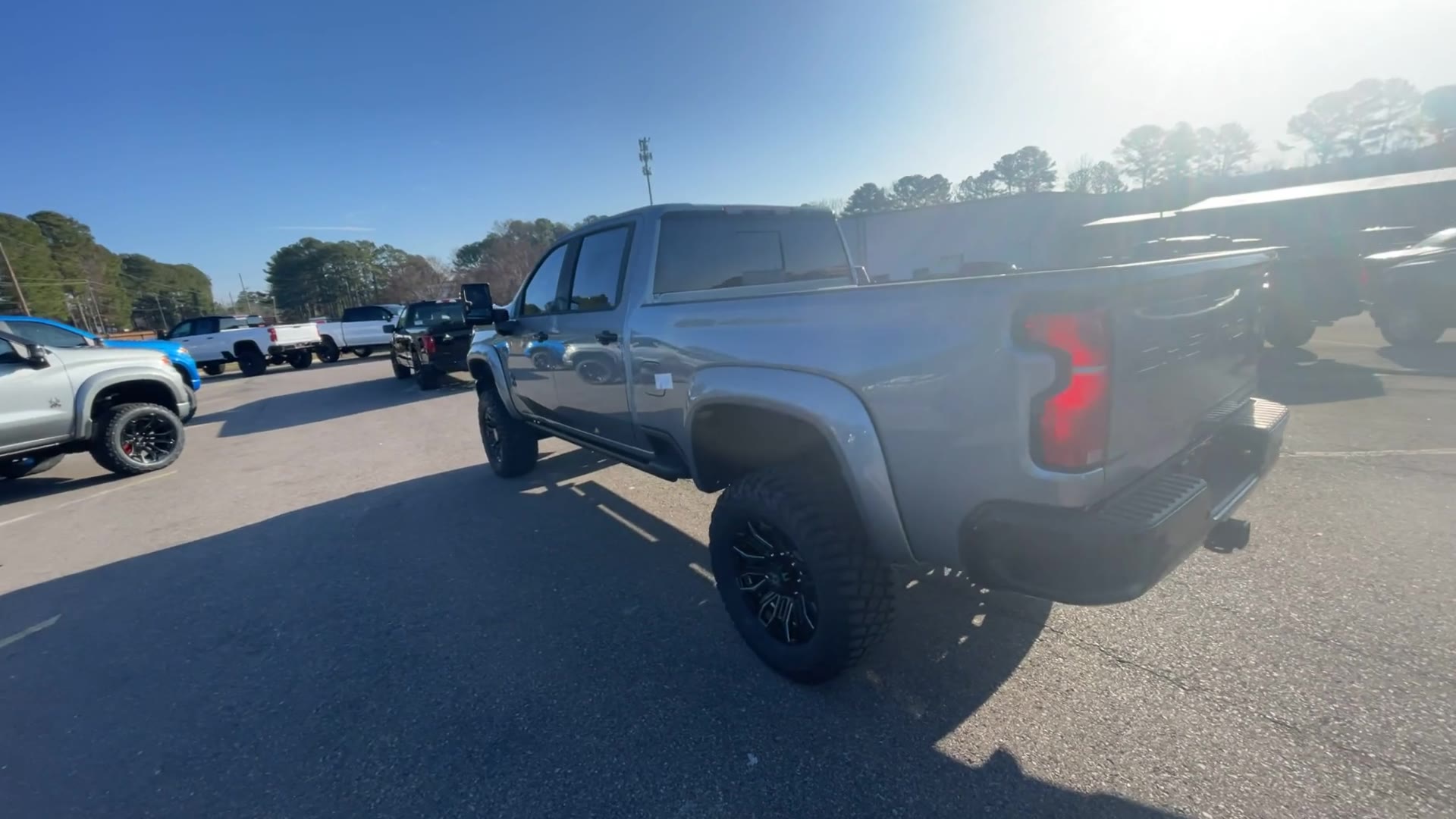 Vehicle Image 8
