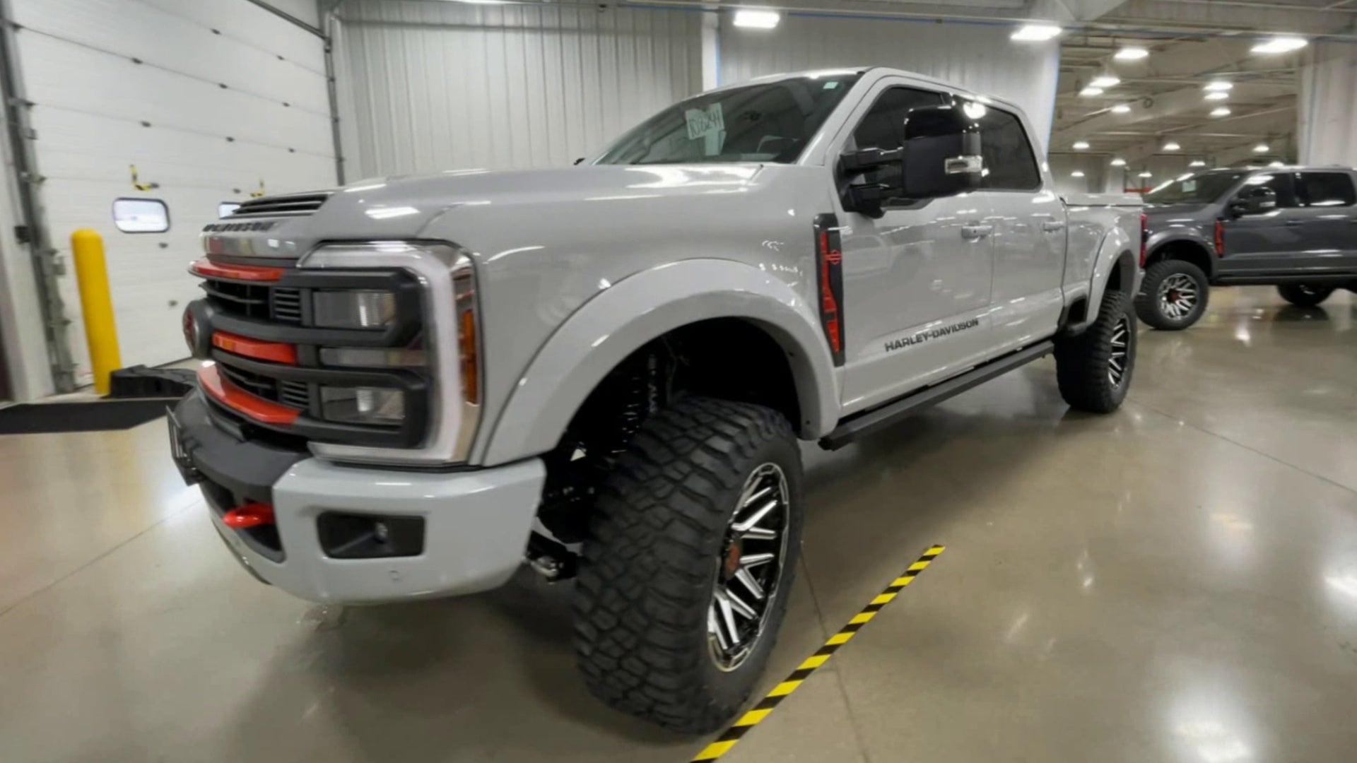 Vehicle Image 8