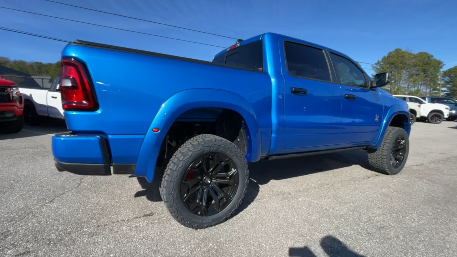 Vehicle Image 8