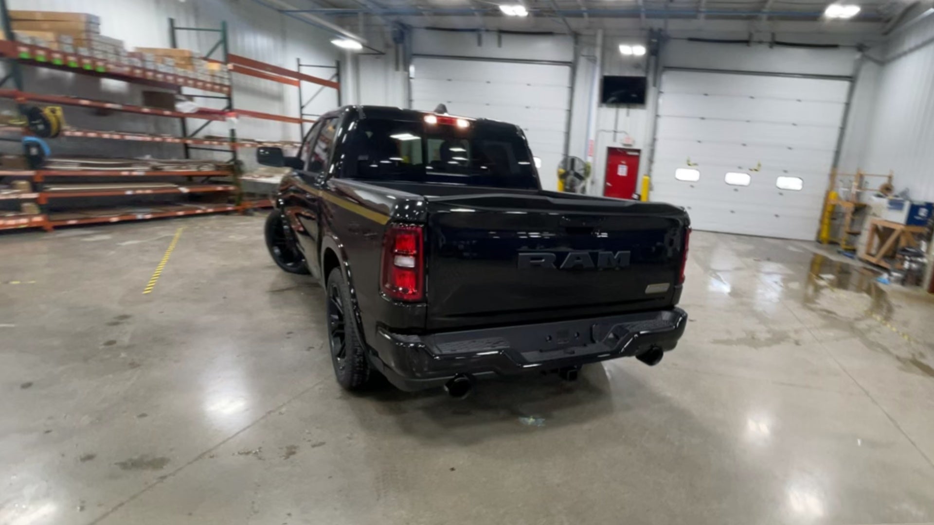 Vehicle Image 8
