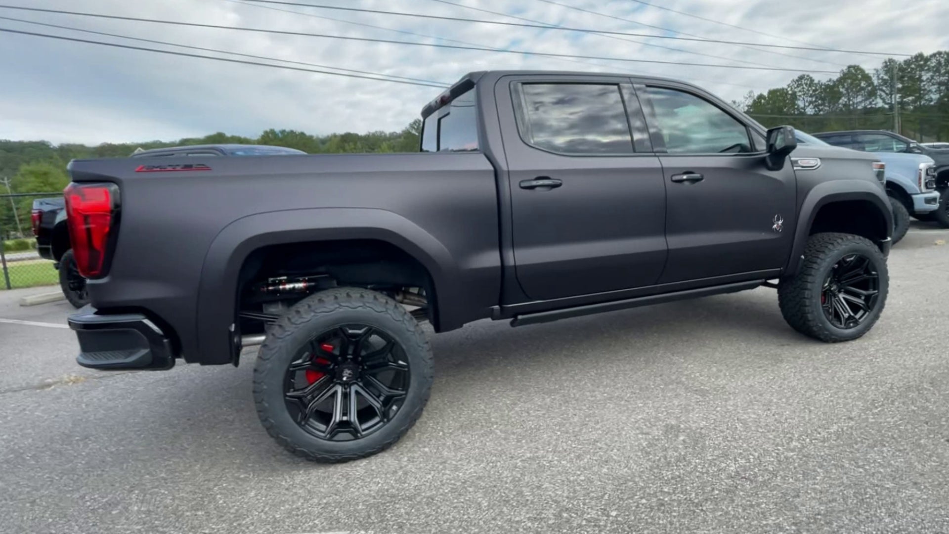 Vehicle Image 8