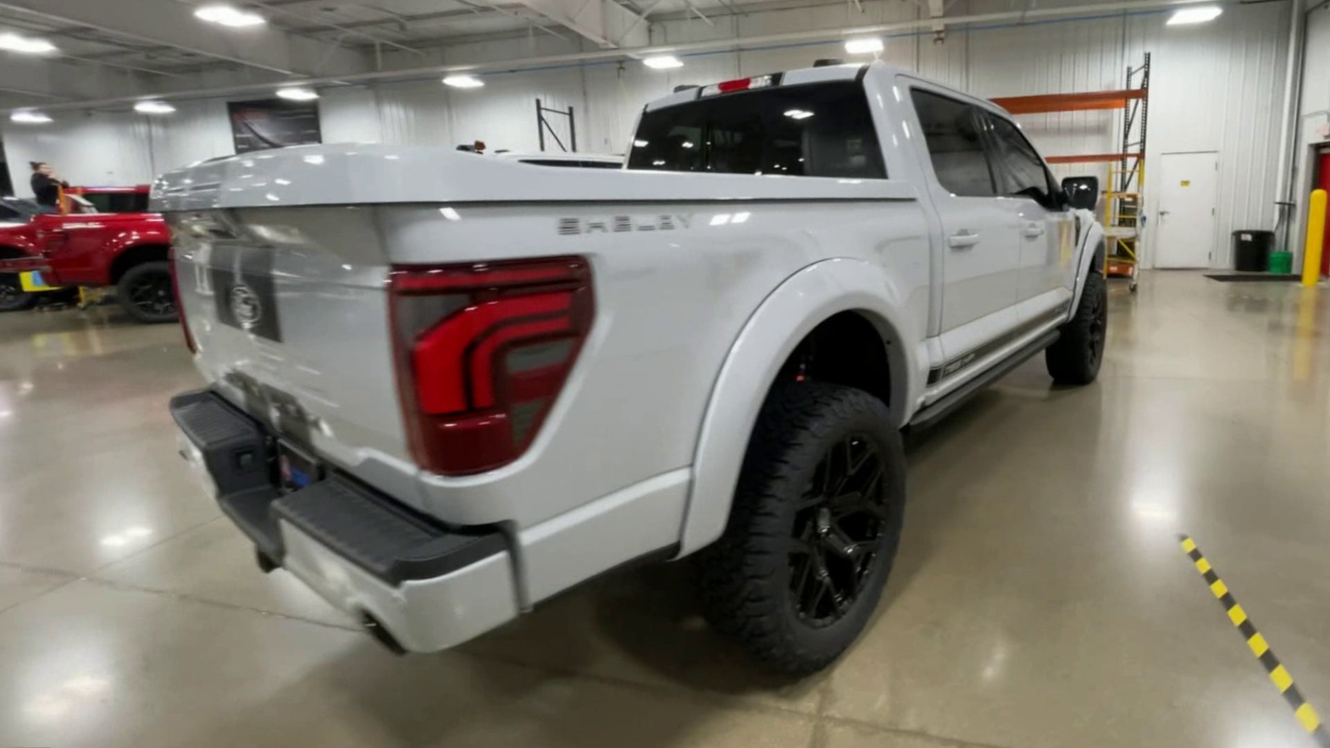 Vehicle Image 8