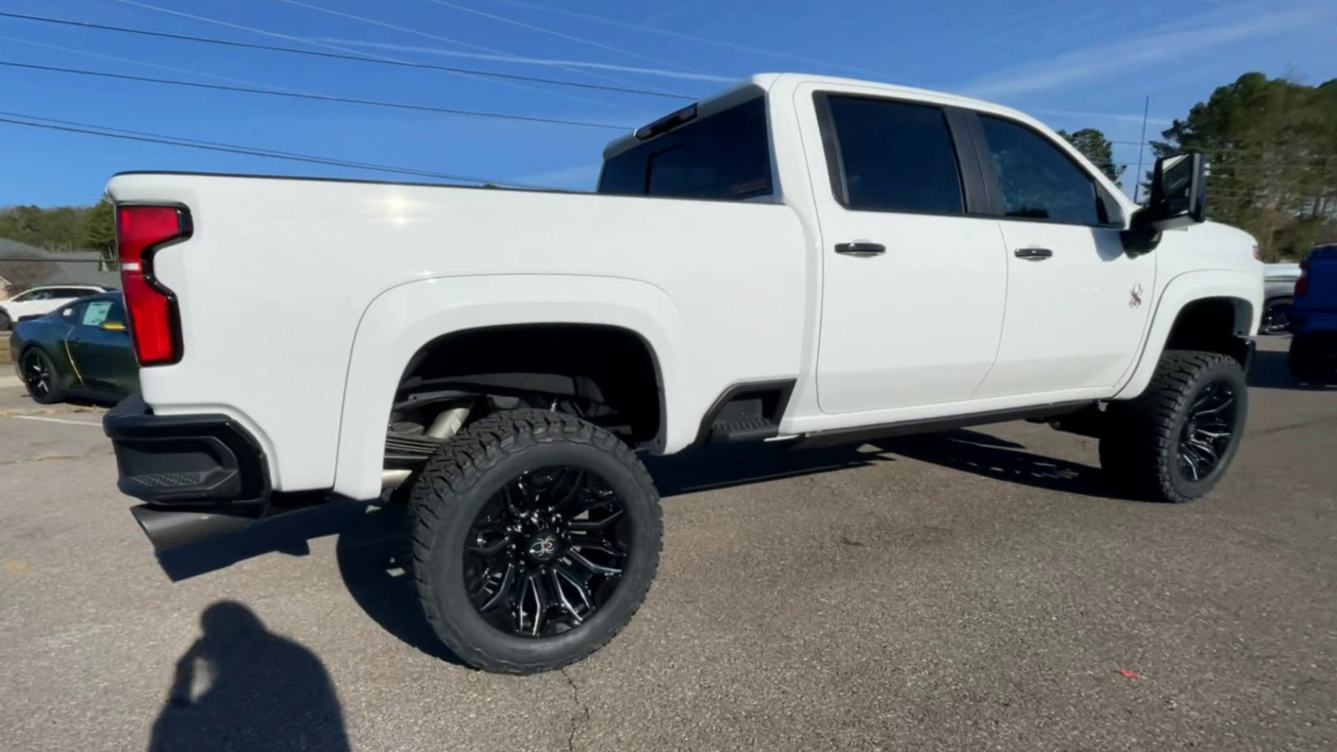 Vehicle Image 8