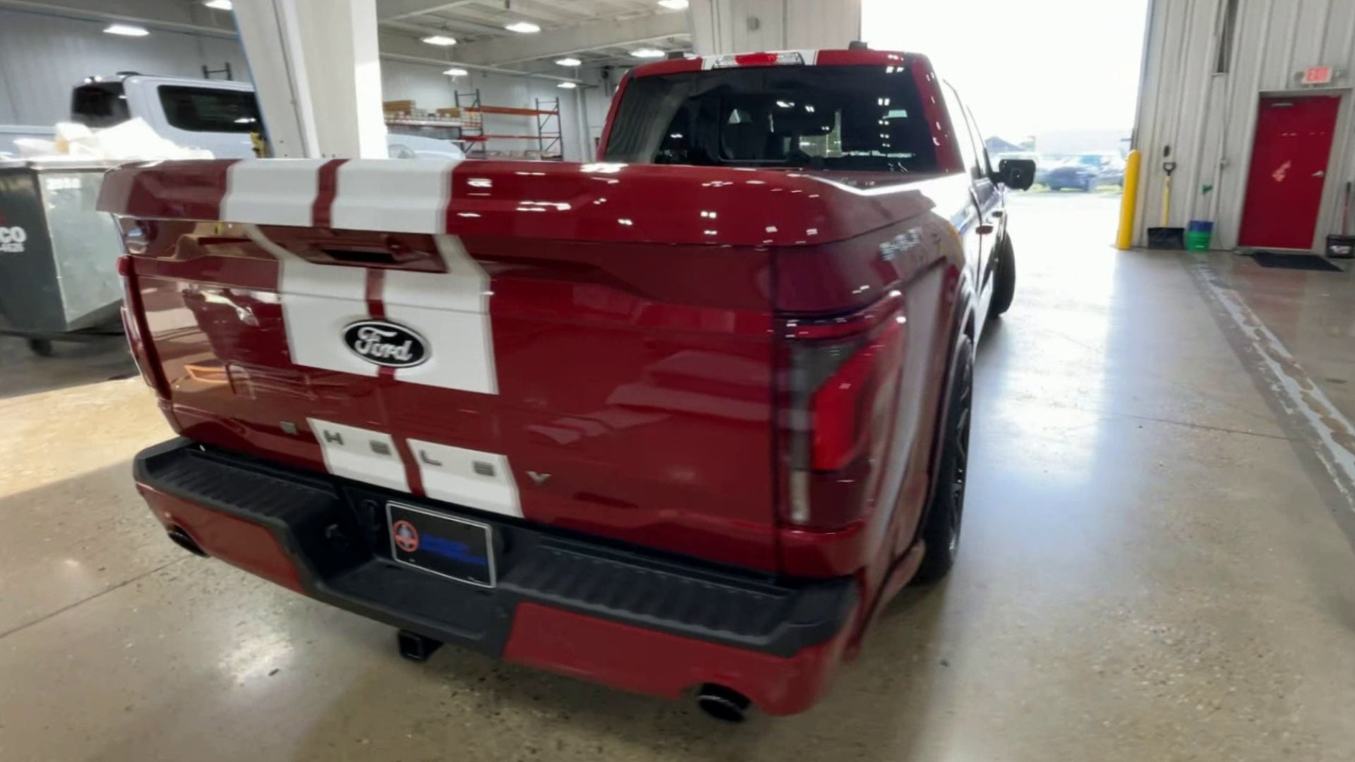 Vehicle Image 8