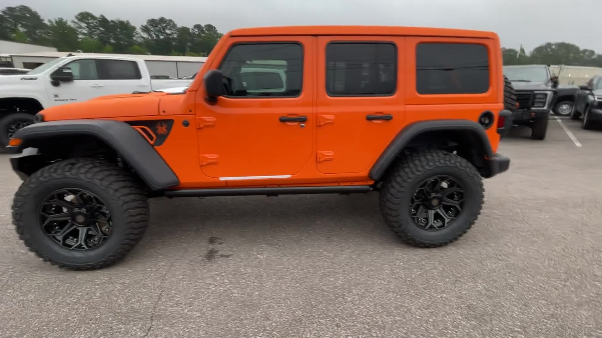 Vehicle Image 8