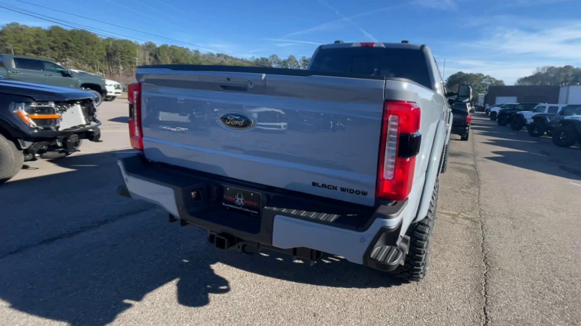 Vehicle Image 8