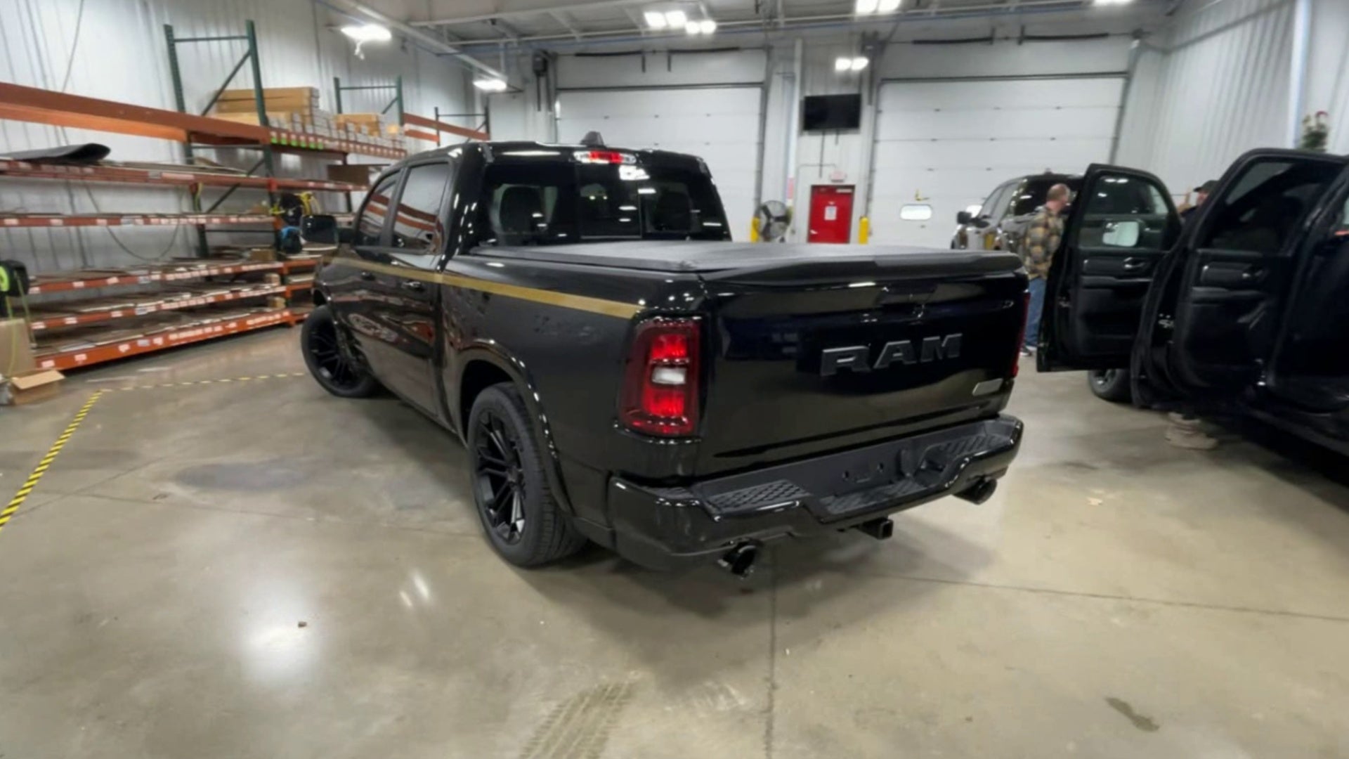 Vehicle Image 8