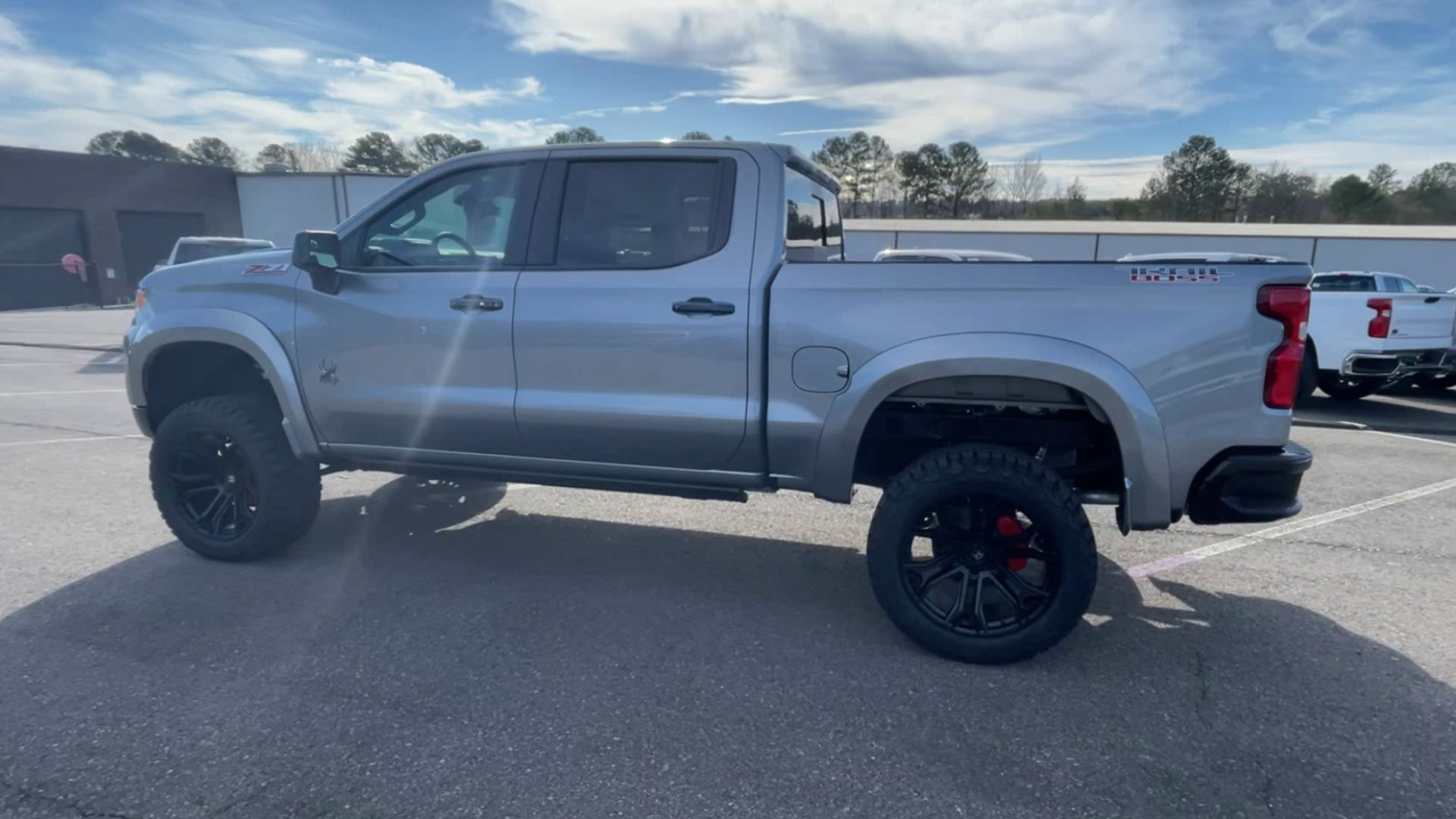 Vehicle Image 8