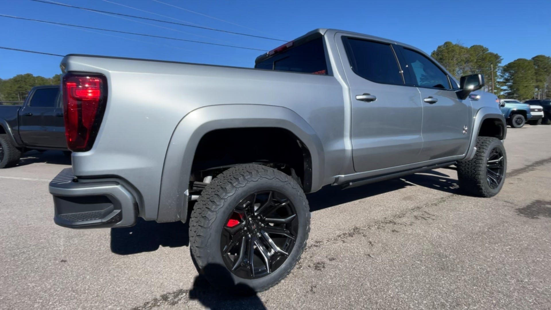 Vehicle Image 8