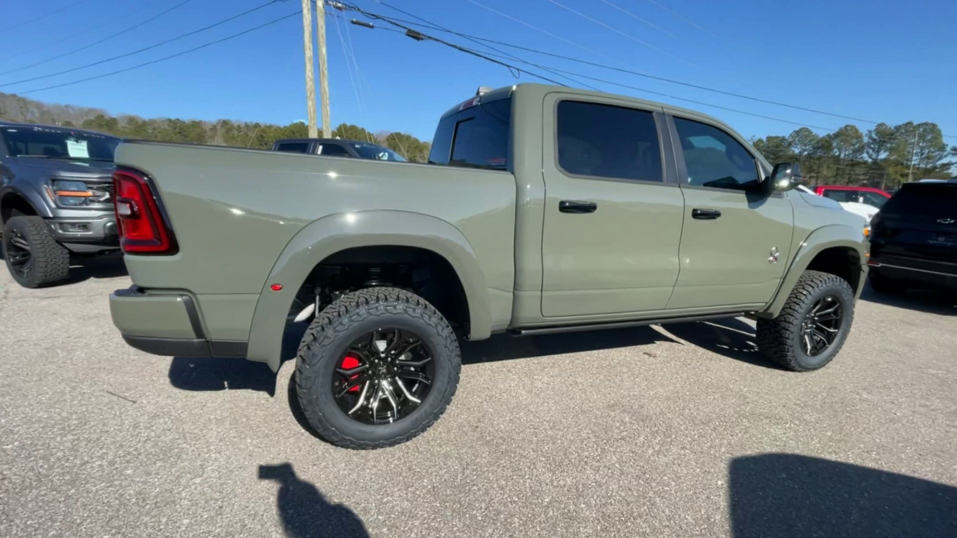 Vehicle Image 8