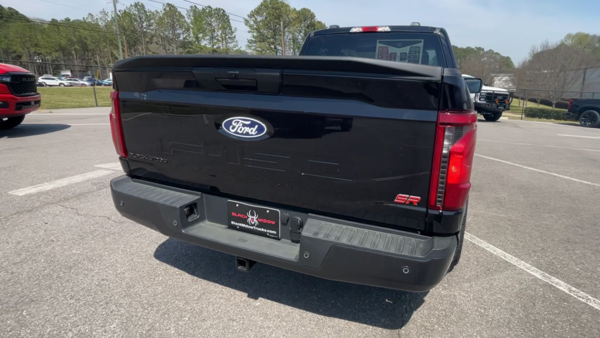 Vehicle Image 8