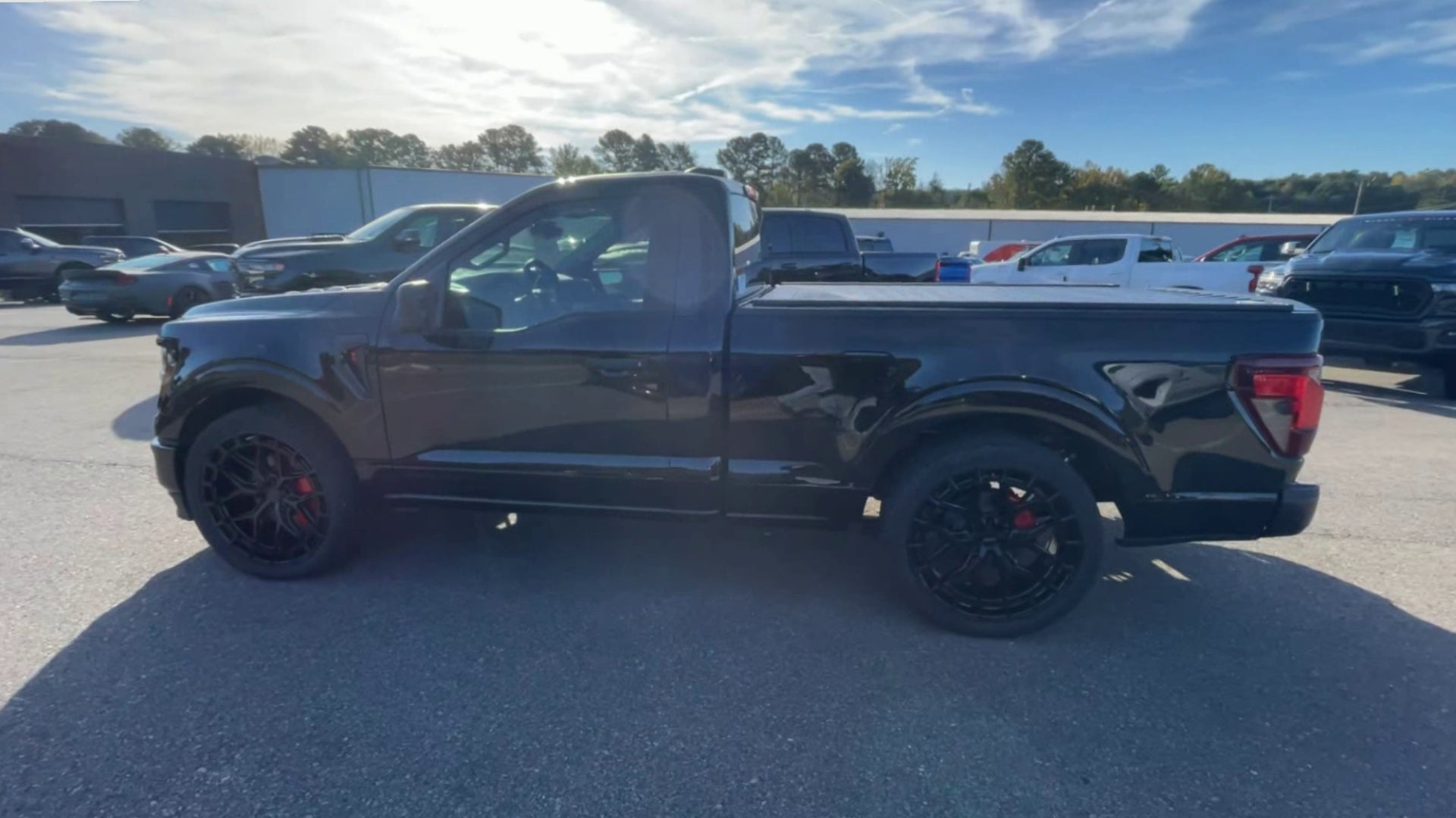 Vehicle Image 8