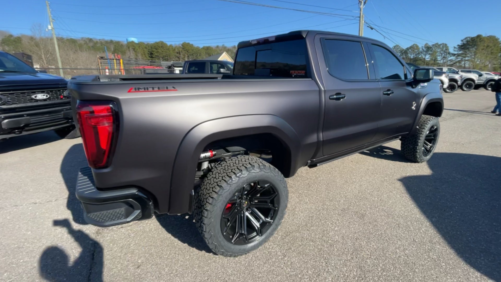 Vehicle Image 8
