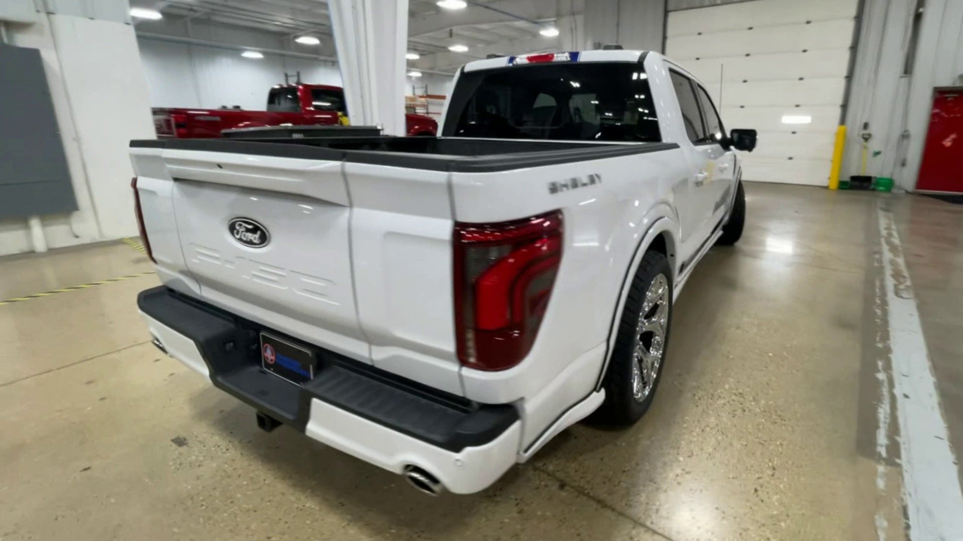 Vehicle Image 8