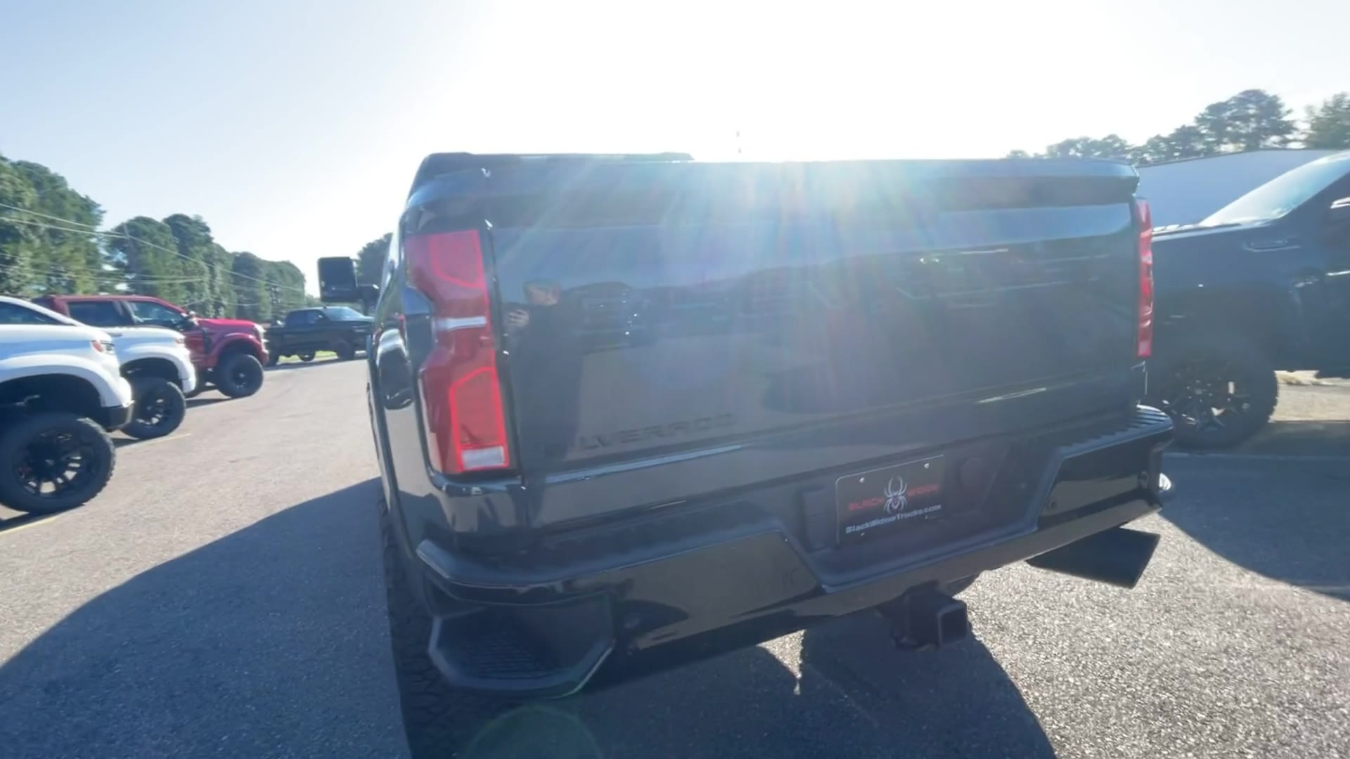 Vehicle Image 8