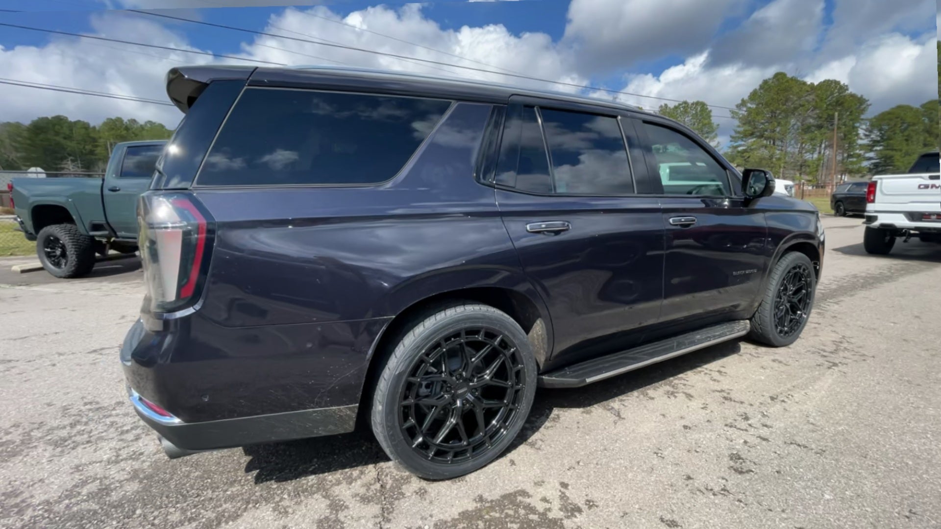 Vehicle Image 8