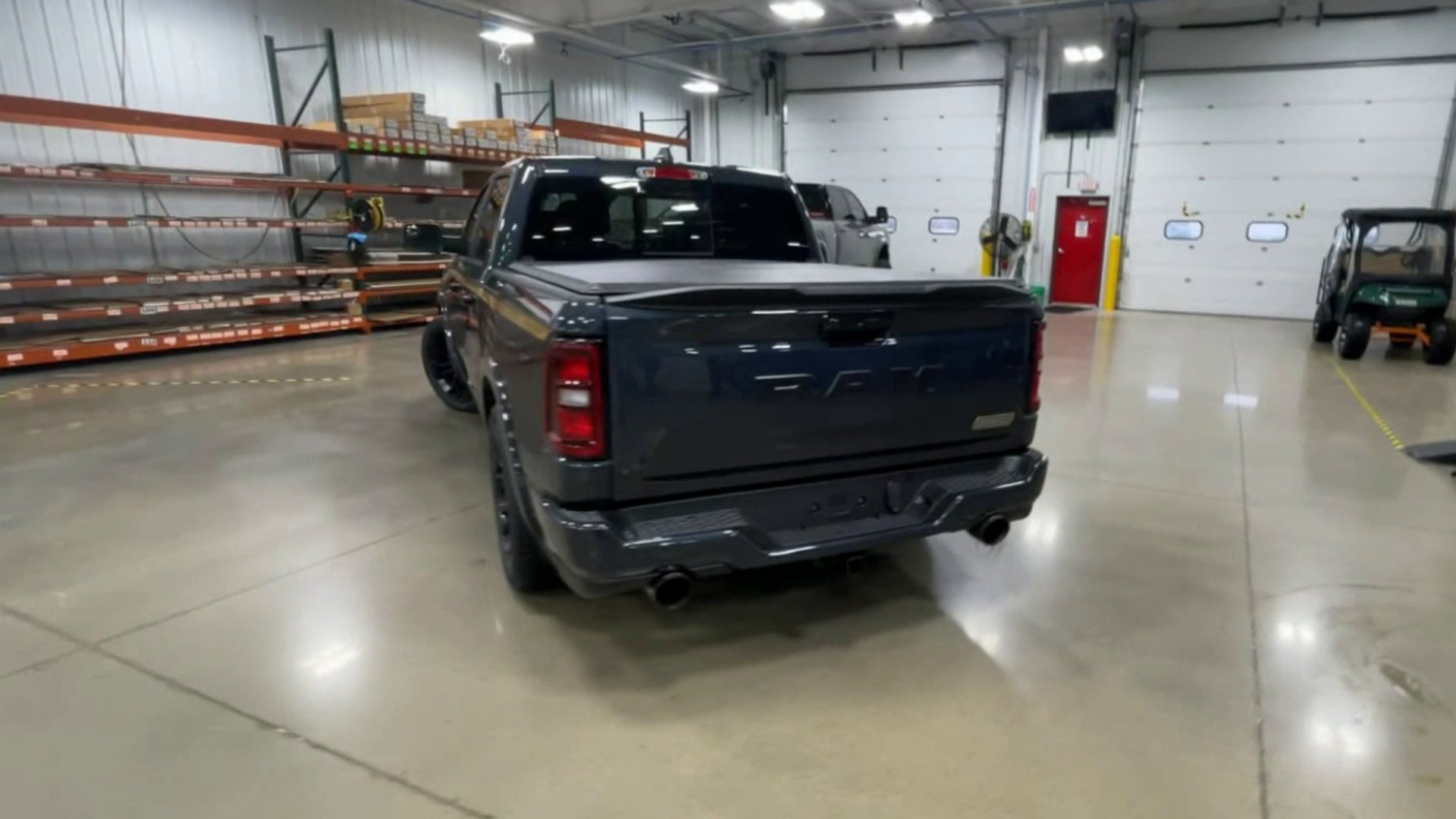 Vehicle Image 8