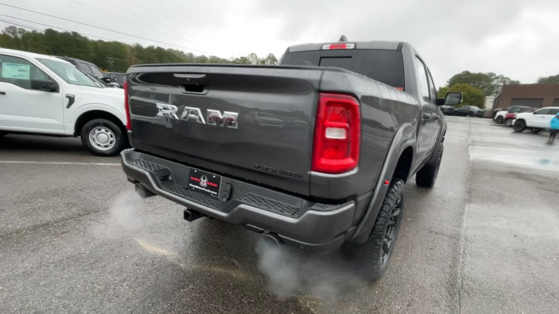 Vehicle Image 8