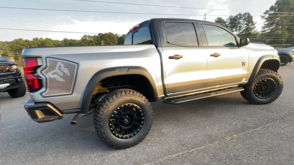 Vehicle Image 8