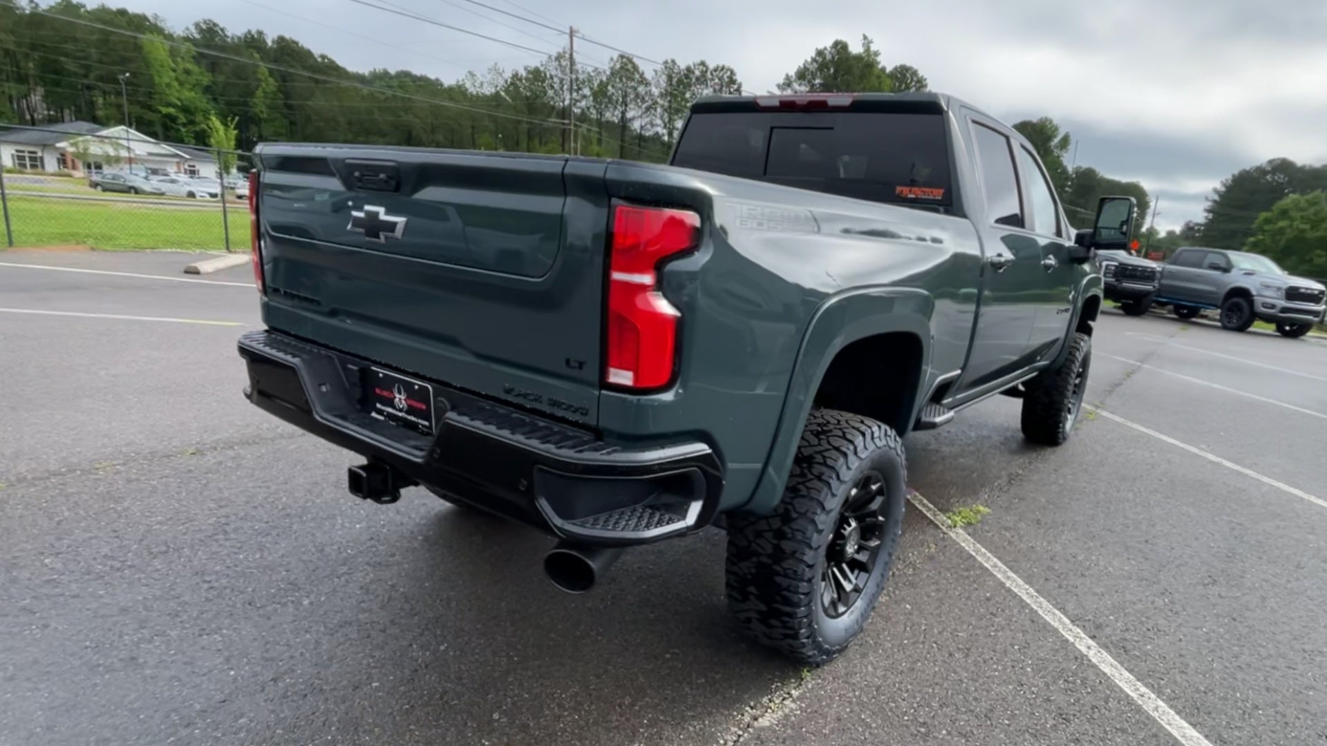 Vehicle Image 8
