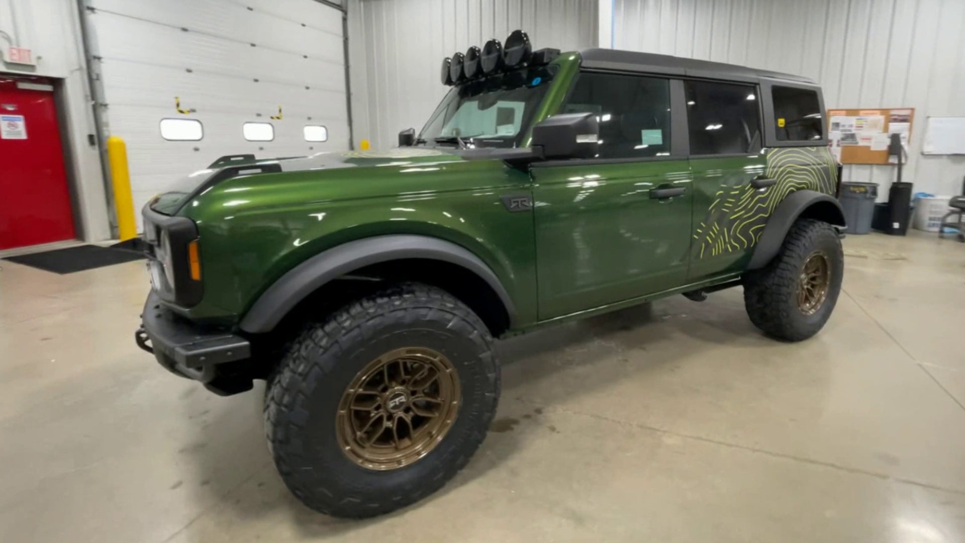 Vehicle Image 8