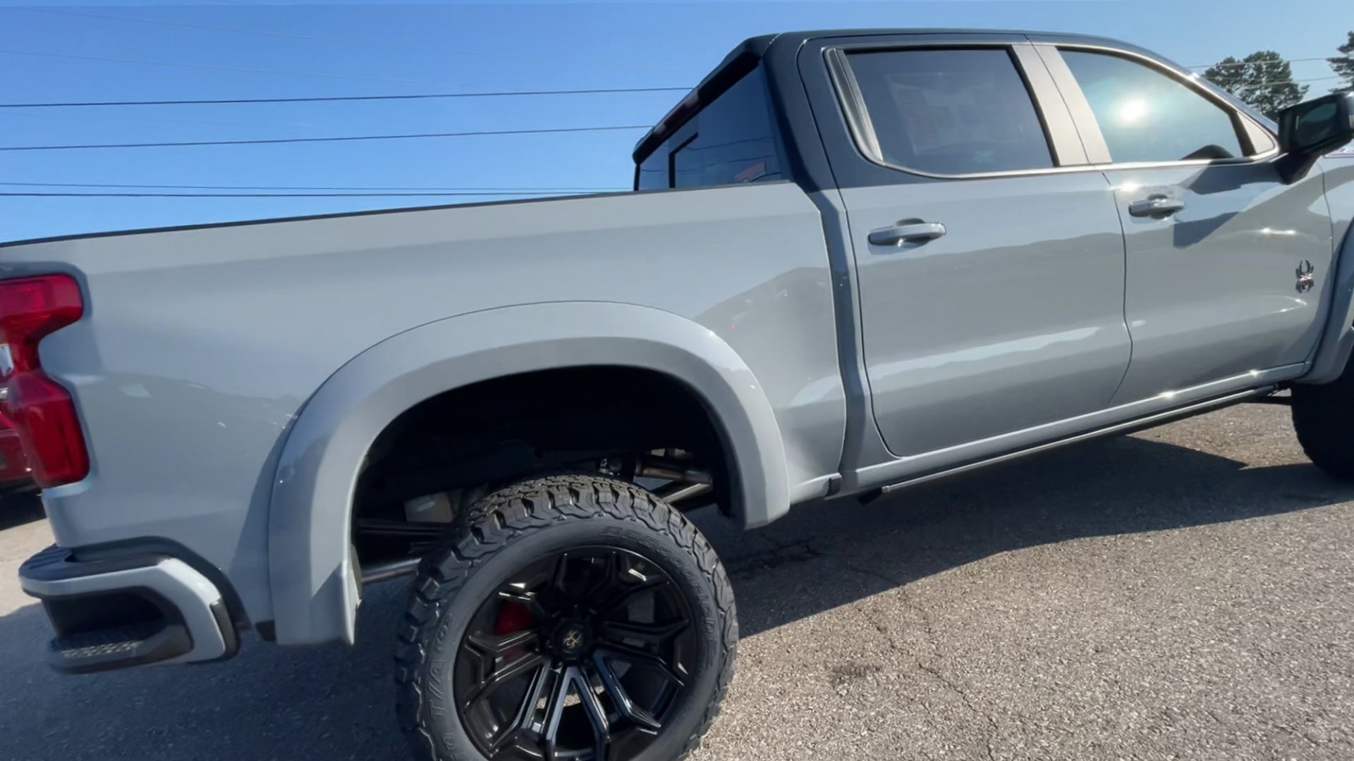 Vehicle Image 8