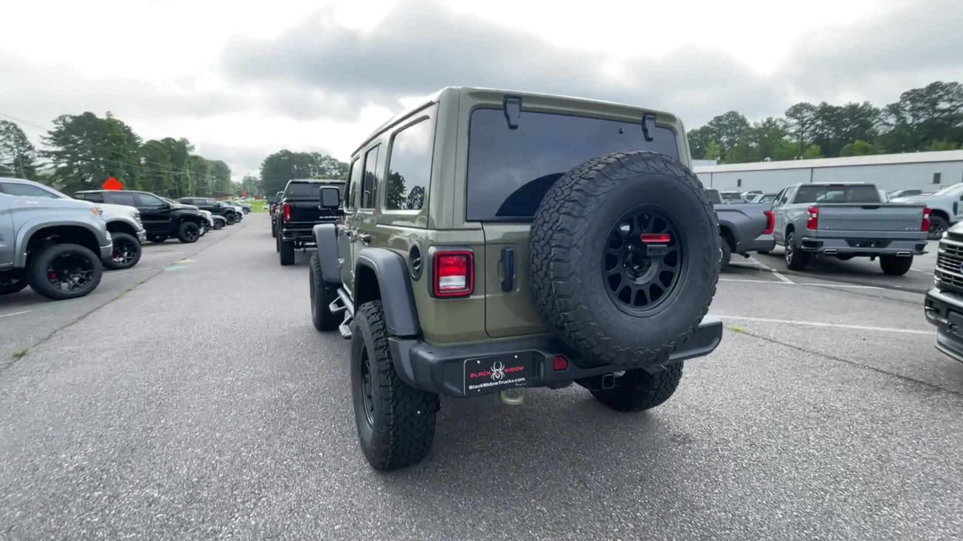 Vehicle Image 8