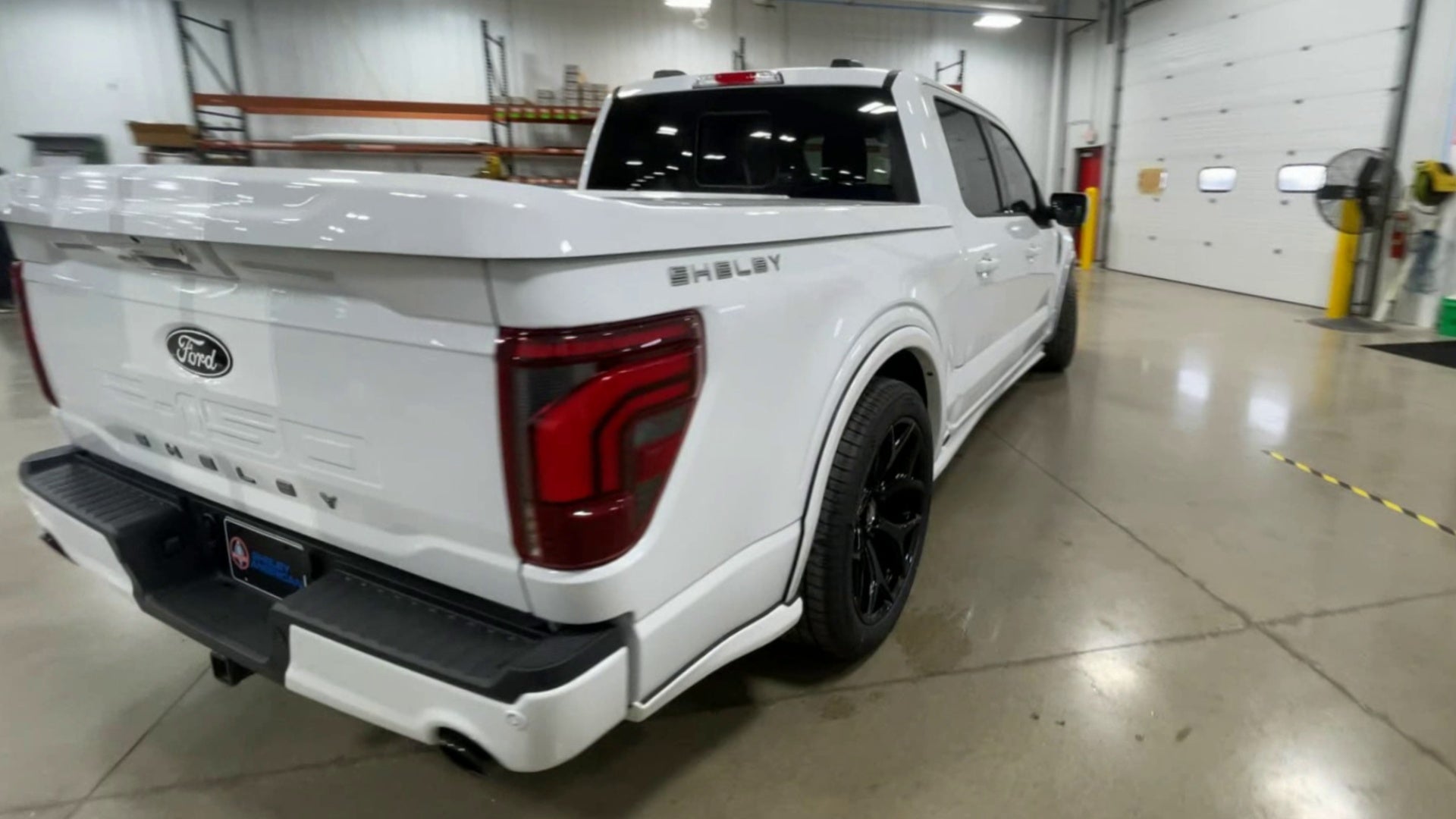 Vehicle Image 8
