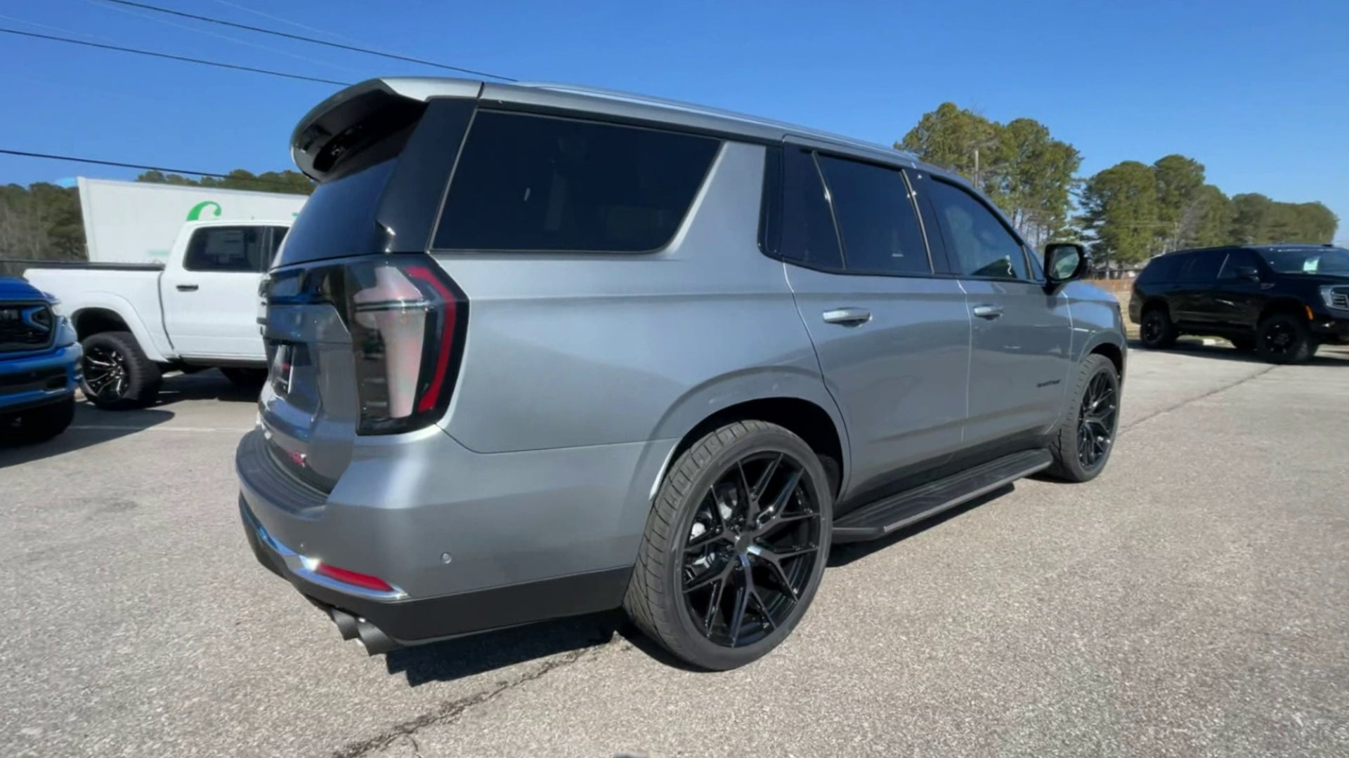 Vehicle Image 8
