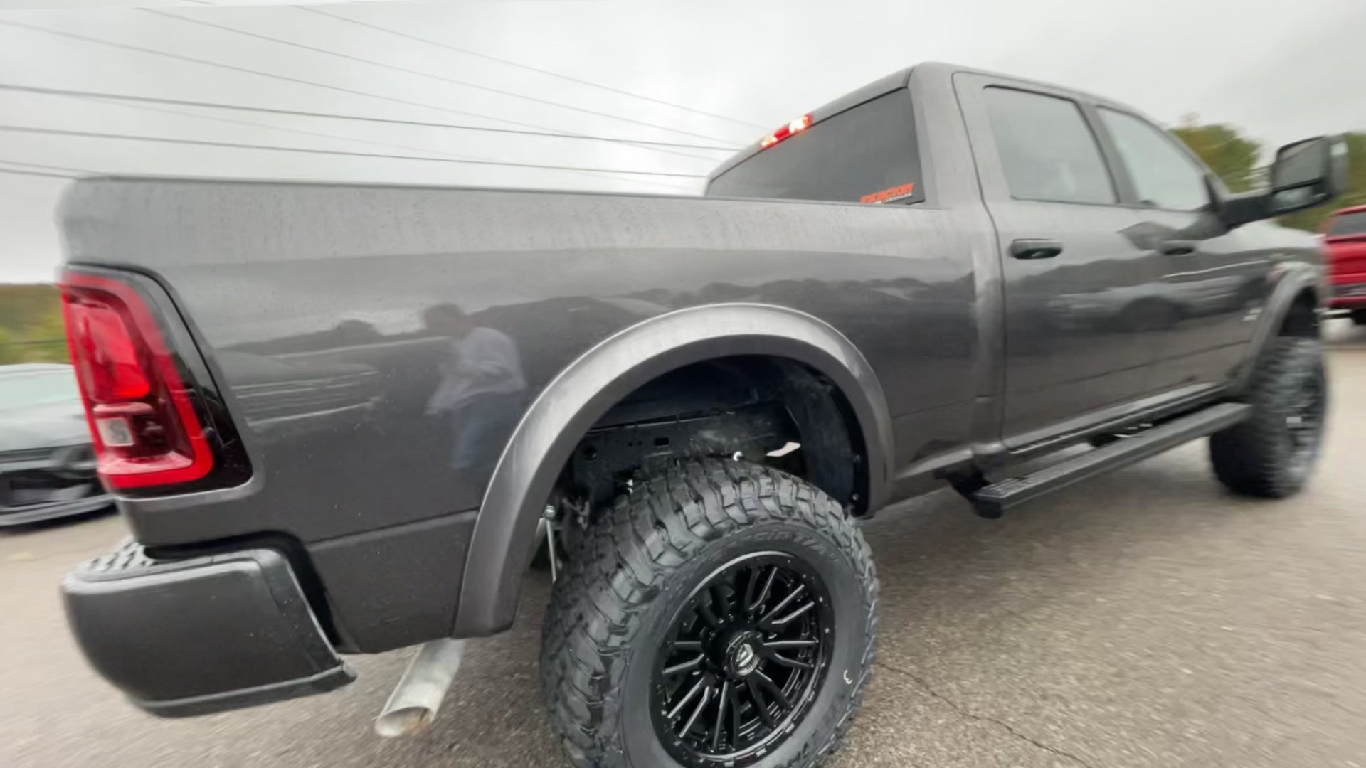 Vehicle Image 8