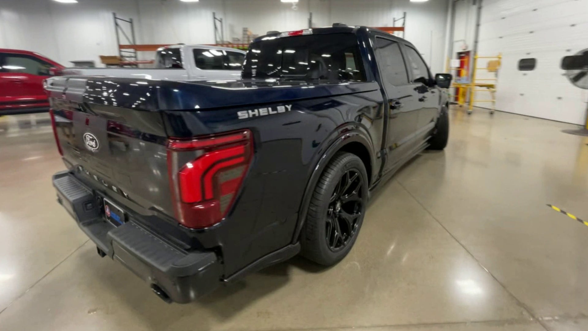 Vehicle Image 8