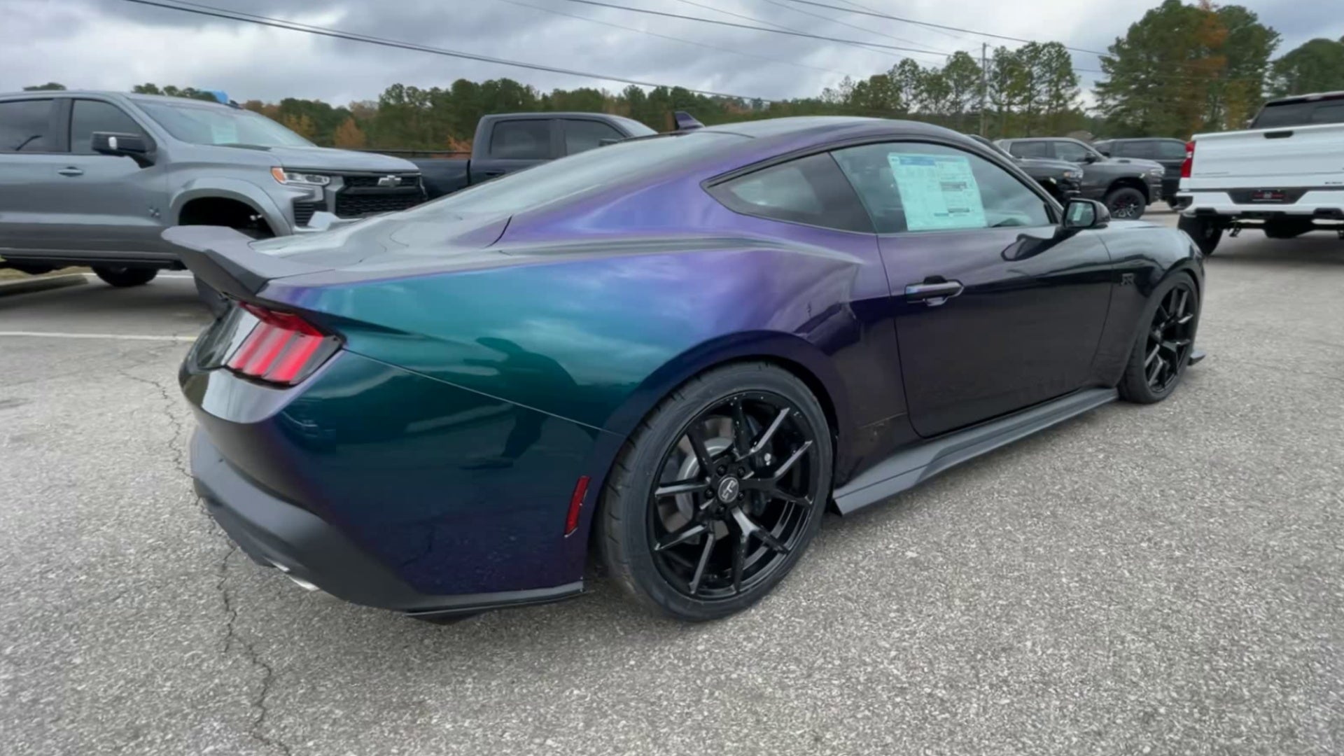 Vehicle Image 8