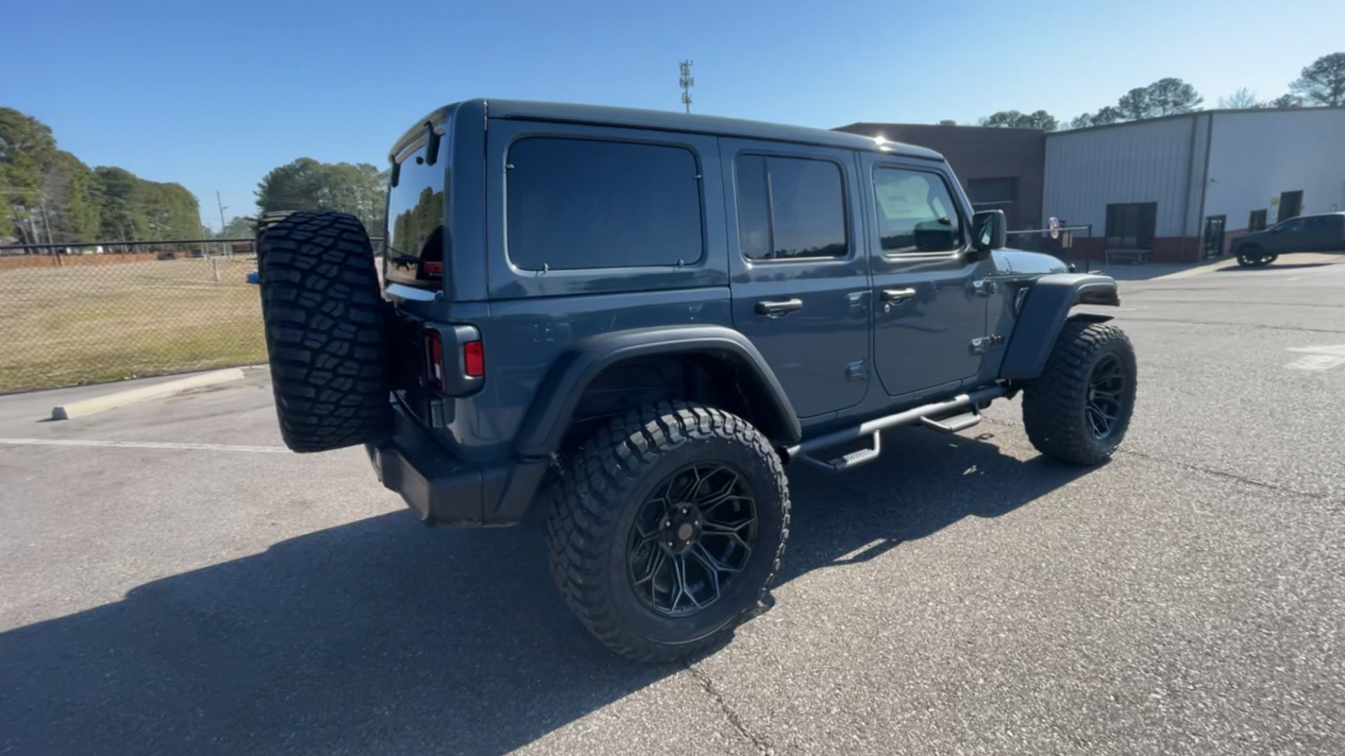Vehicle Image 8