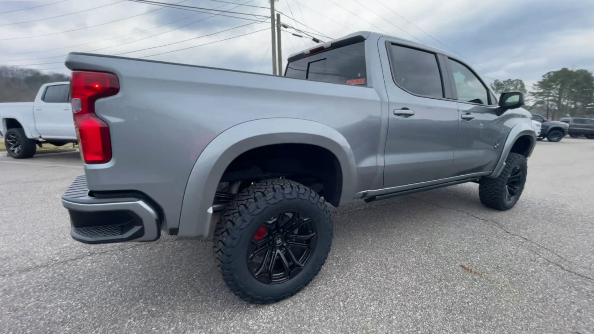 Vehicle Image 8