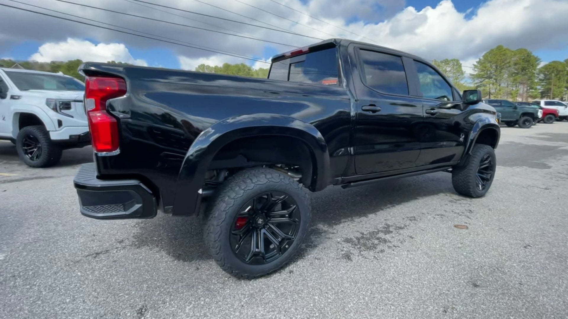 Vehicle Image 8