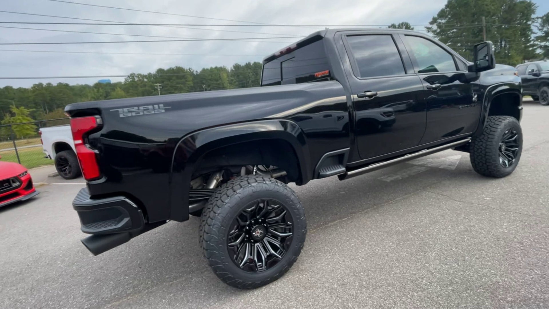 Vehicle Image 8
