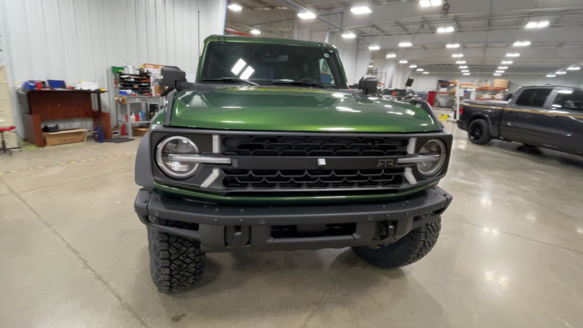 Vehicle Image 8