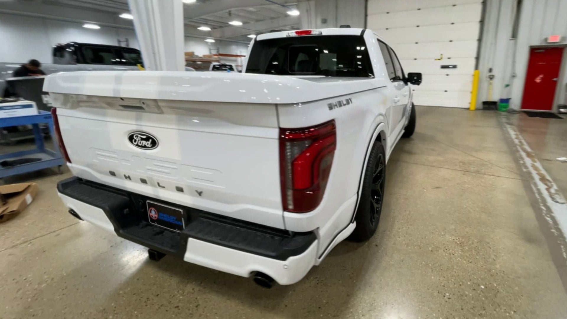 Vehicle Image 8