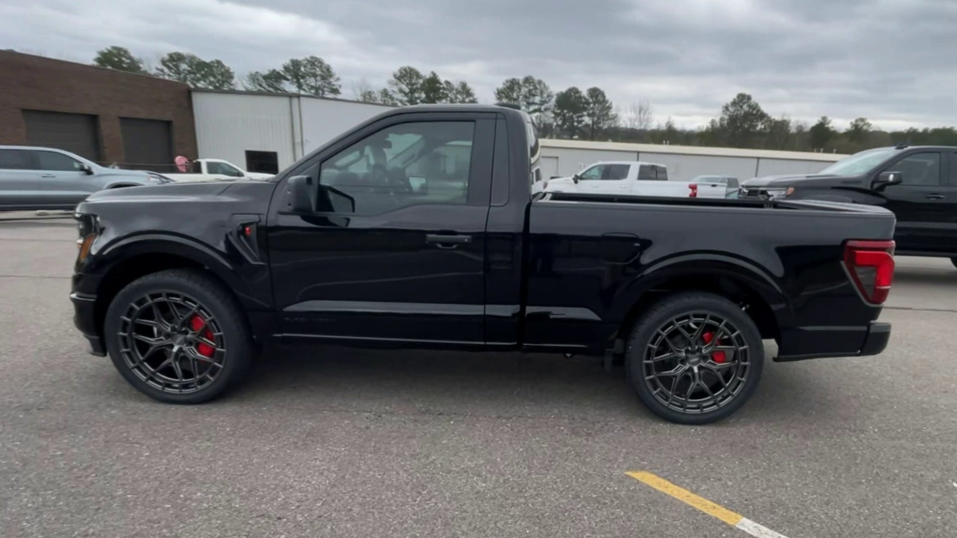Vehicle Image 8