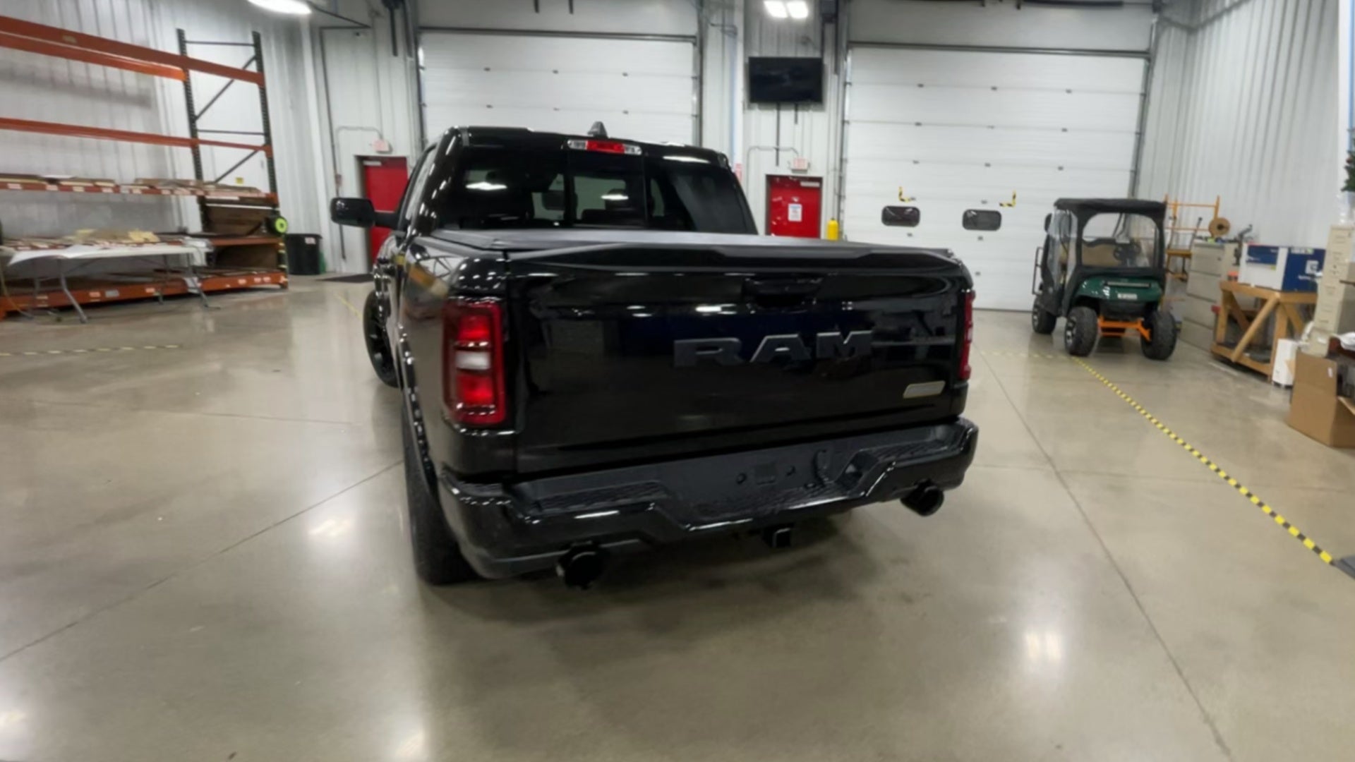 Vehicle Image 8