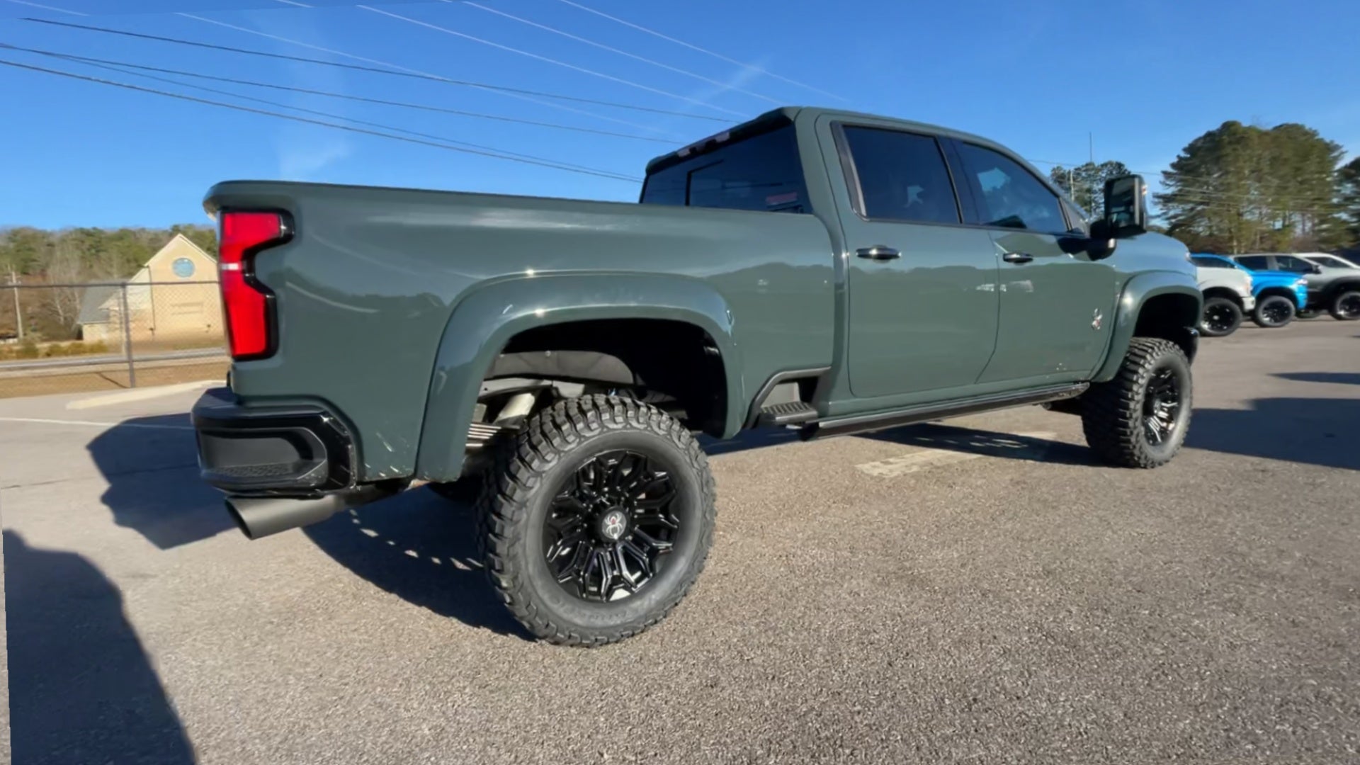 Vehicle Image 8