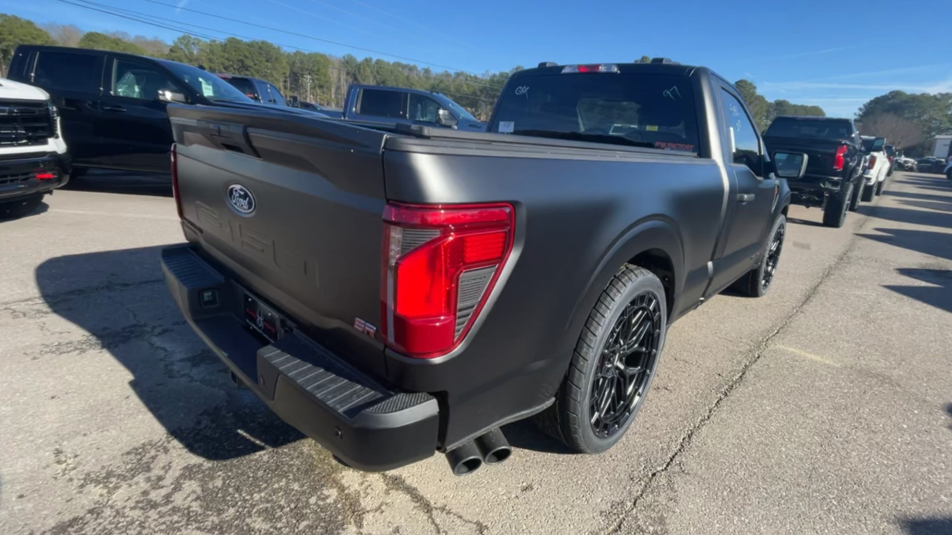 Vehicle Image 8