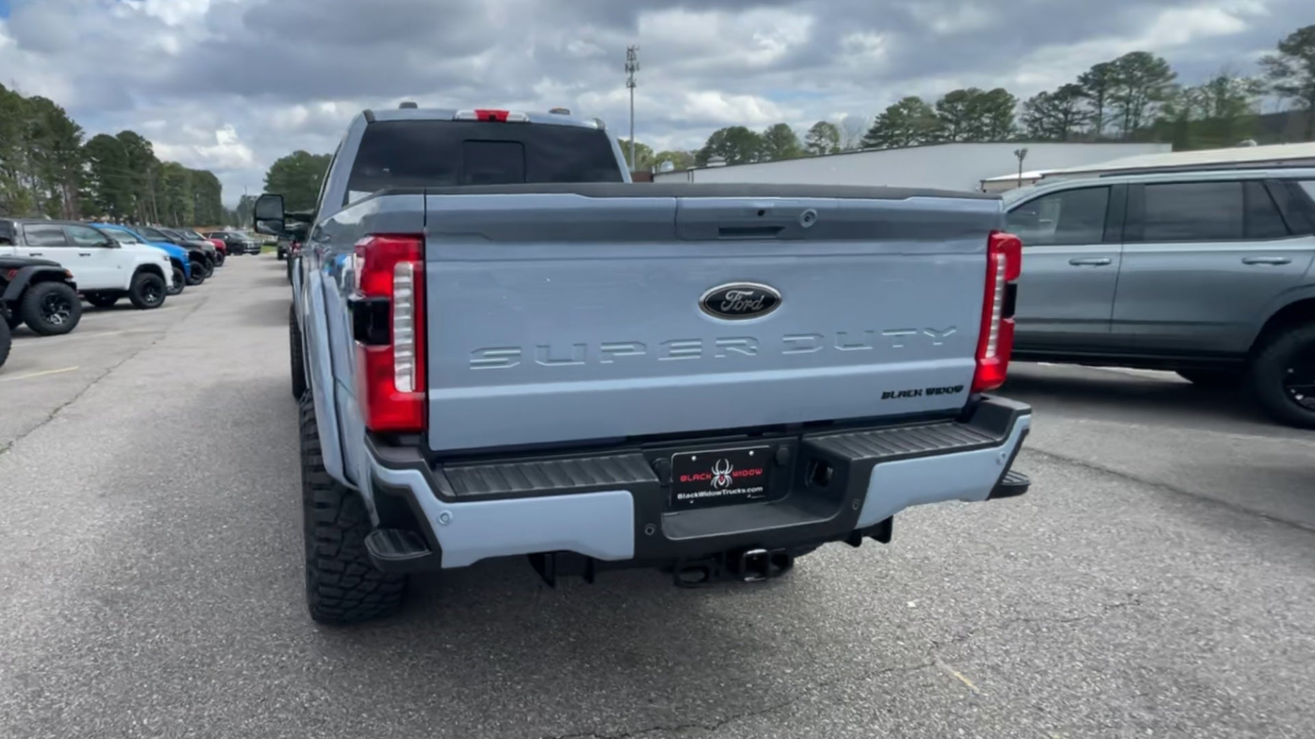 Vehicle Image 8
