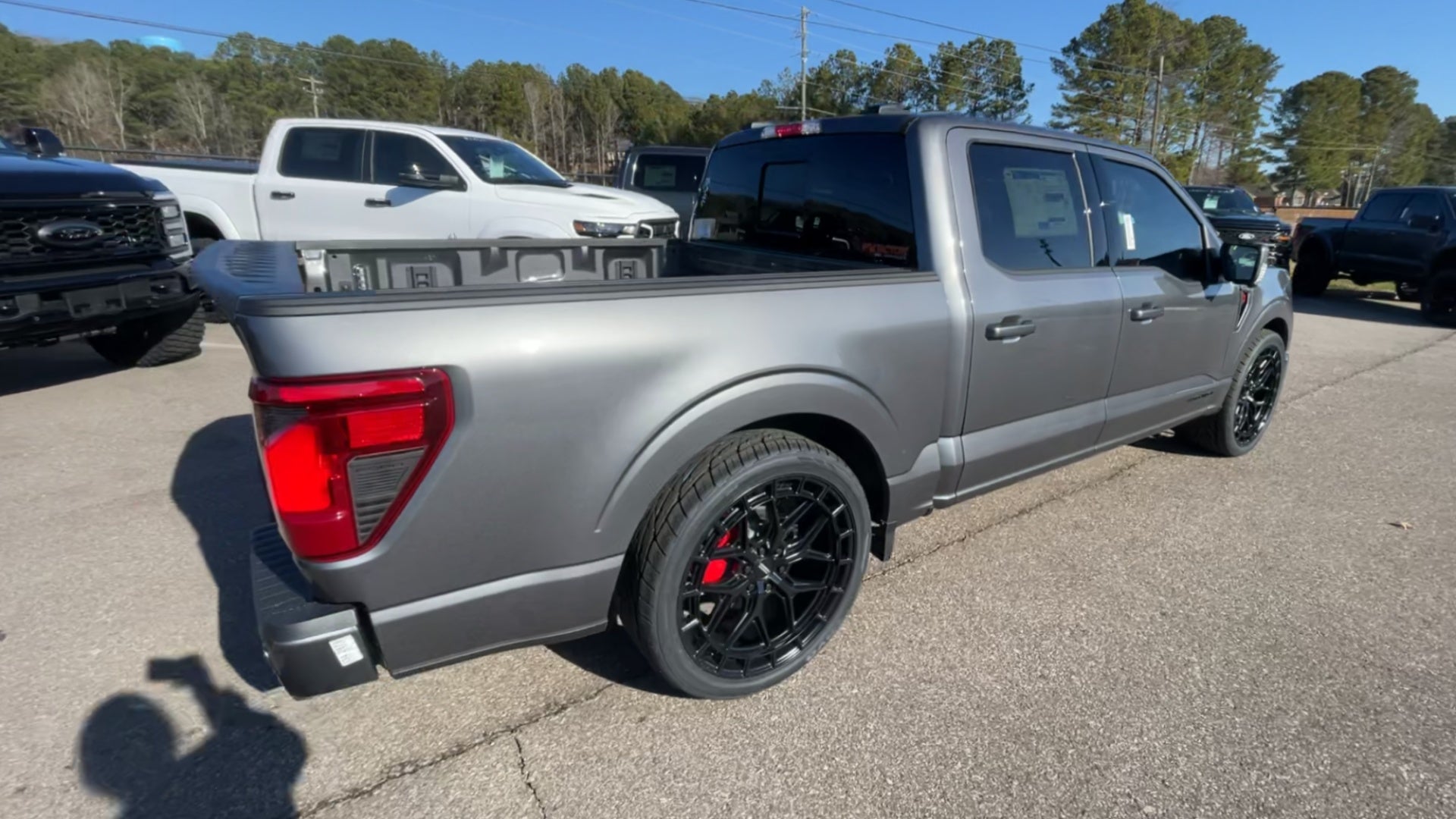 Vehicle Image 8
