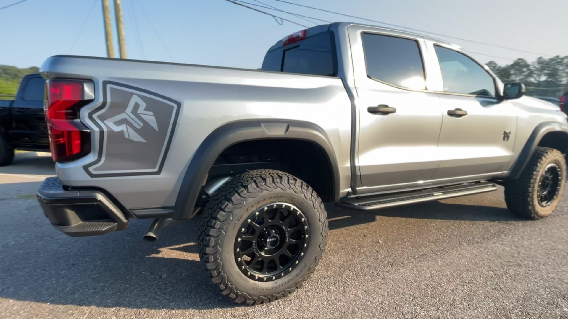 Vehicle Image 8