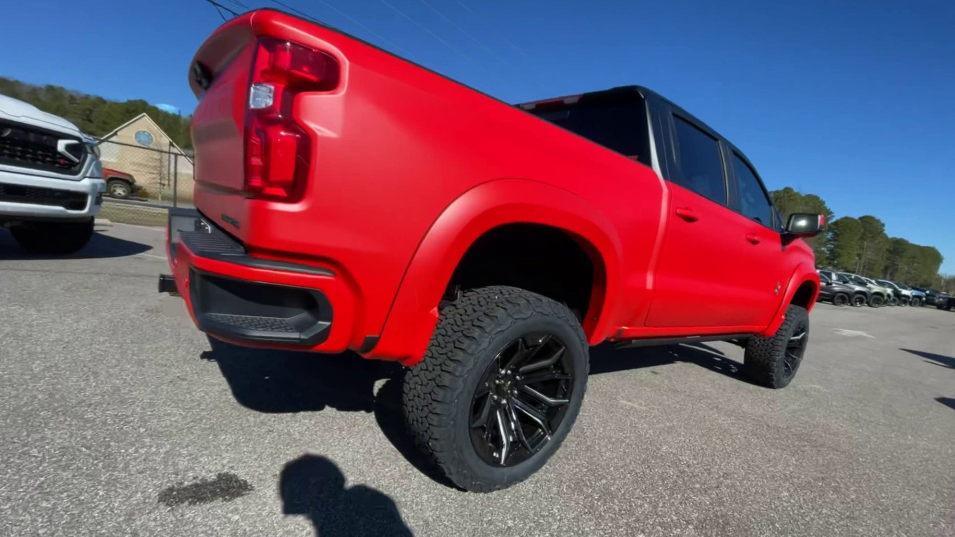 Vehicle Image 8